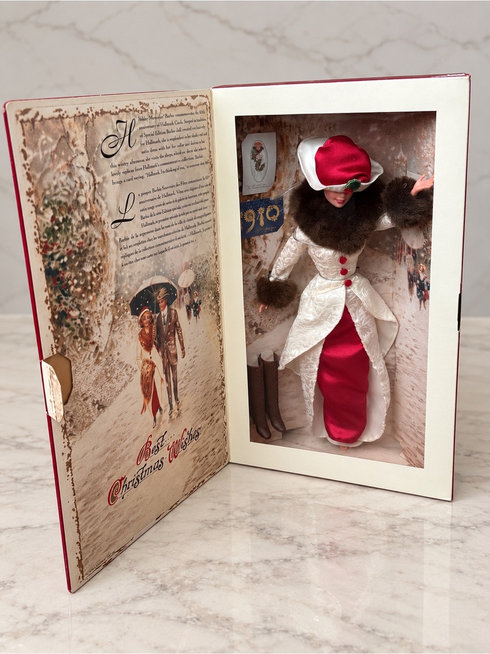1995 Holiday Memories Barbie – Hallmark Special Edition #14106